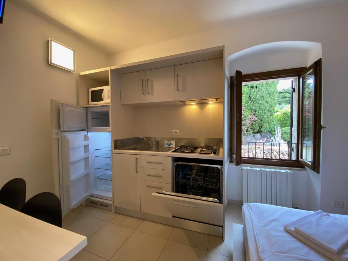 Camping Serenella Бардолино Экстерьер фото